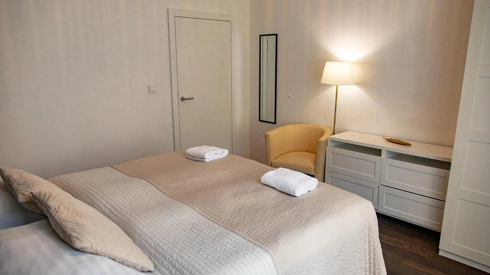 Luxury Modern Designed Oldtown Apartment Praha