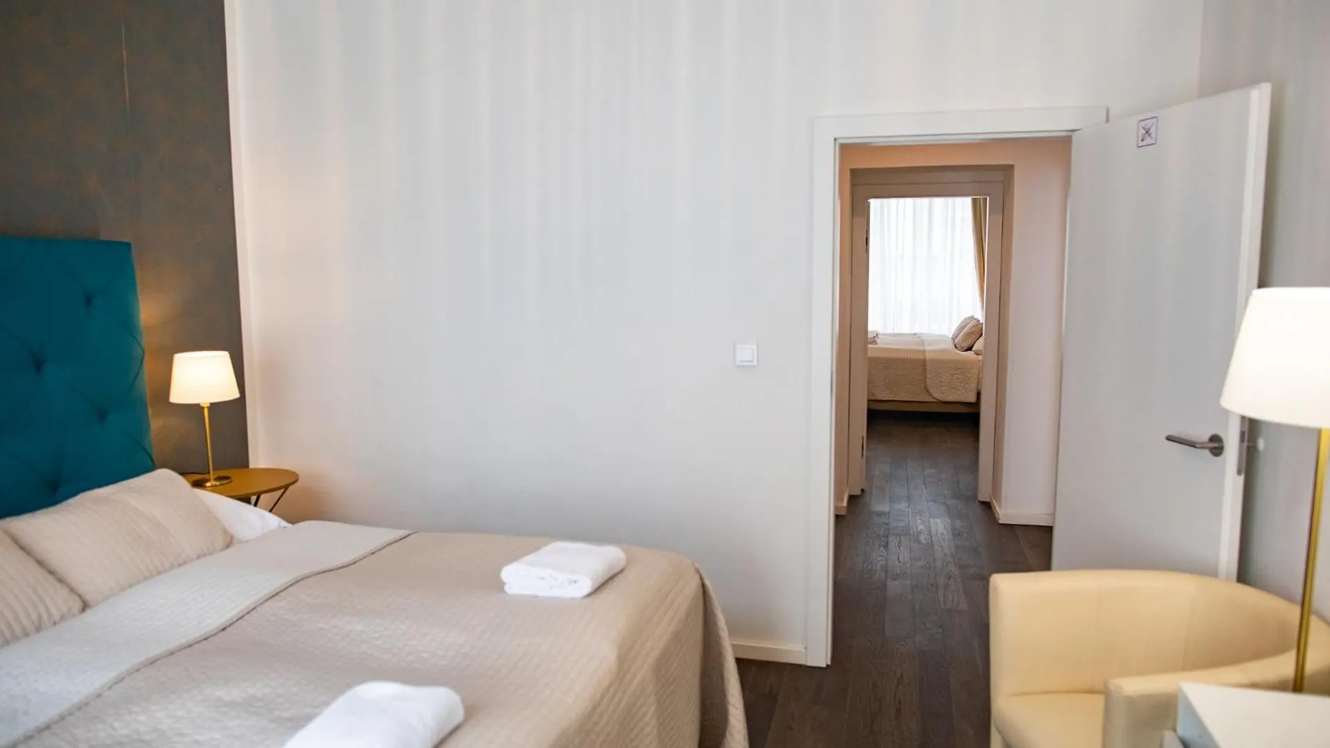 Luxury Modern Designed Oldtown Apartment Praag