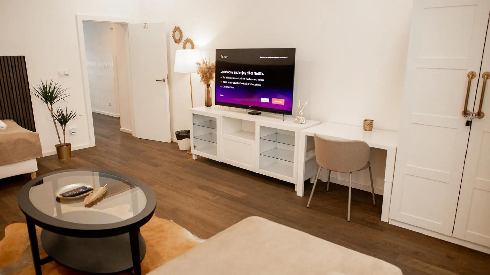 Luxury Modern Designed Oldtown Apartment Praag