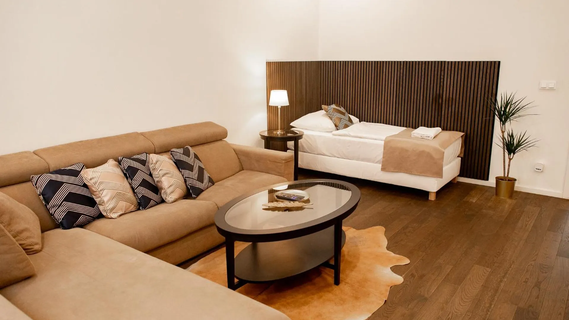 פראג Luxury Modern Designed Oldtown Apartment