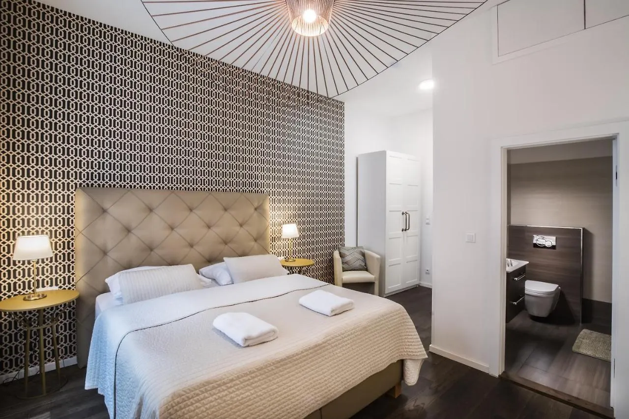 Luxury Modern Designed Oldtown Apartment Praag